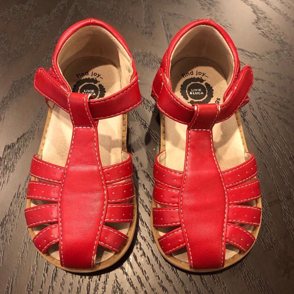 Livie & Luca Red Size 8